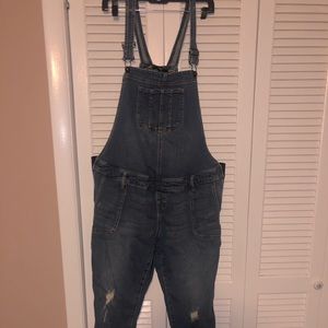 Maternity overalls